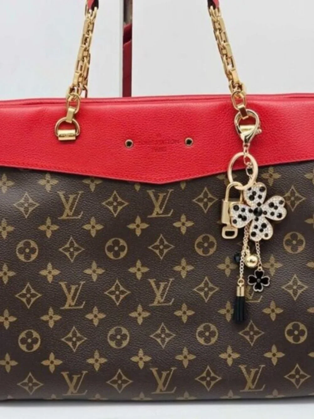 LV Gold Padlock 🔑 Authentic Louis Vuitton Charm + Unbranded Flower Keychain